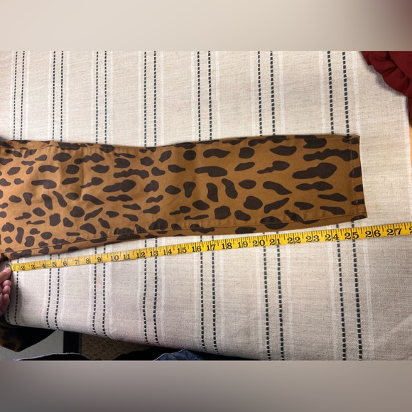 L’AGENCE Margot Animal Print Skinny Cropped Jeans Size 28 - Picture 11 of 12
